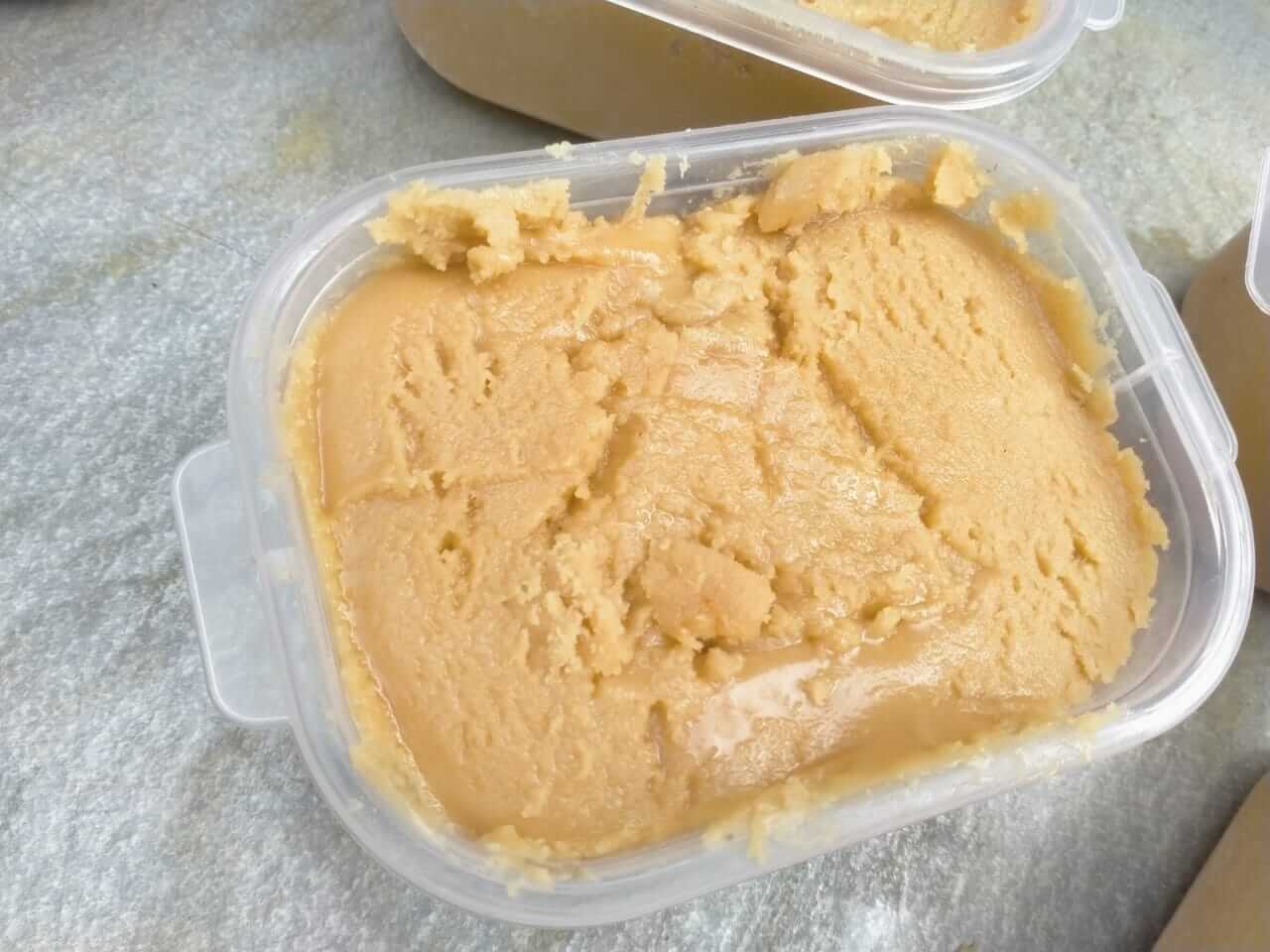 WhatsApp-Image-2026-01-13-at-10.30.03-AM.jpeg খেজুর বীজ বা চকলেট গুড় -2kg - Image 1